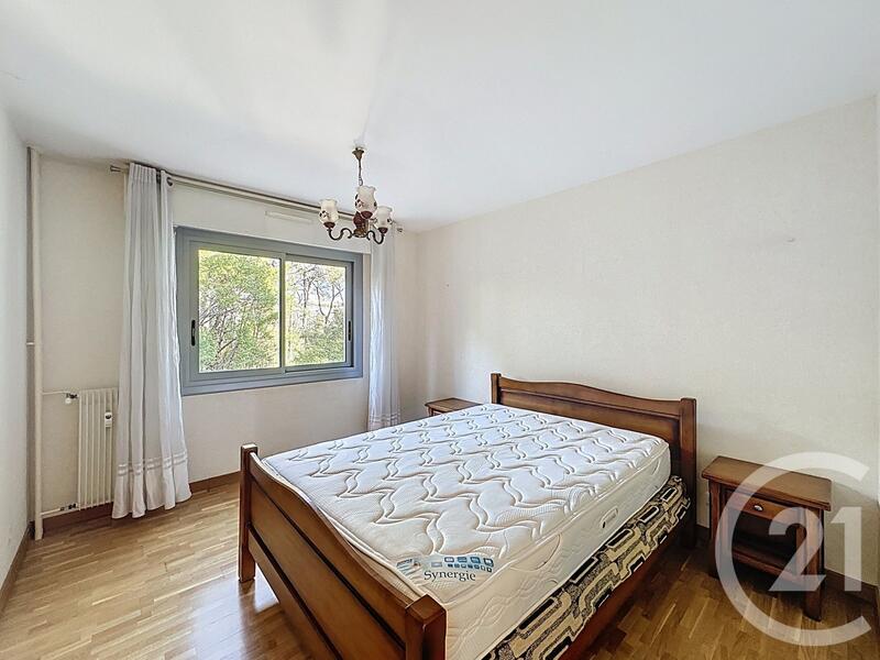 Appartement - 87 m² - 4 pièces