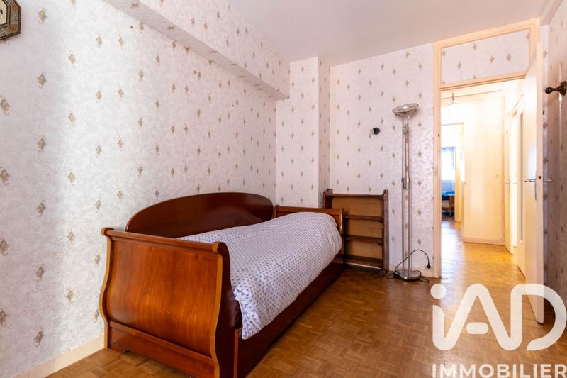 Appartement - 92 m² - 4 pièces