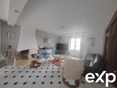 Maison - 140 m² - 6 pièces