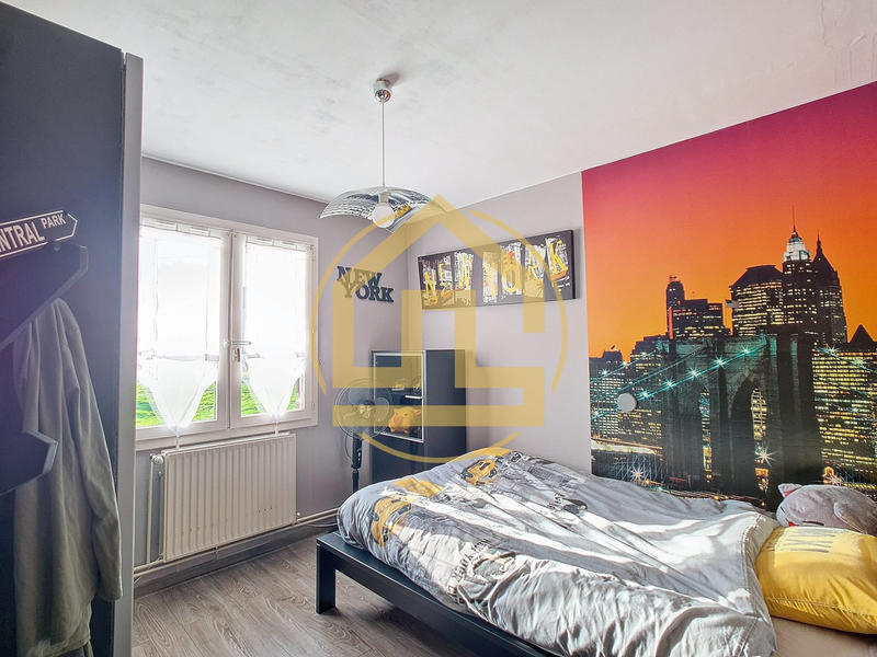 Maison - 115 m² - 6 pièces