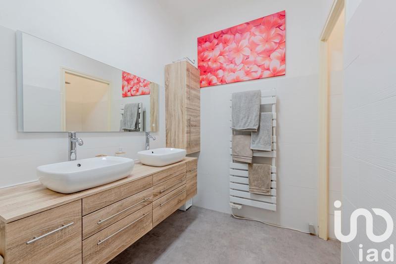 Maison de maîtres - 205 m² - 7 pièces