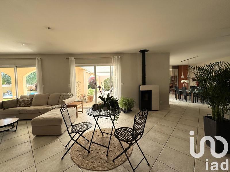 Maison de maîtres - 260 m² - 10 pièces