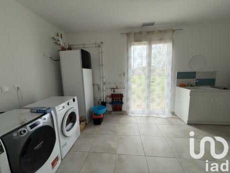 Maison - 325 m² - 8 pièces