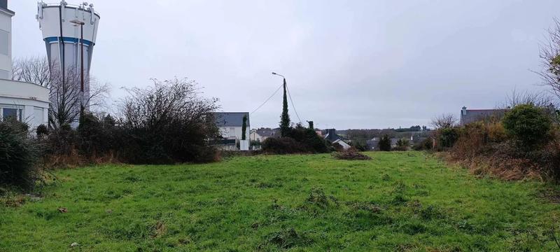 Terrain constructible - 852 m²