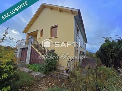 Maison - 196 m² - 10 pièces