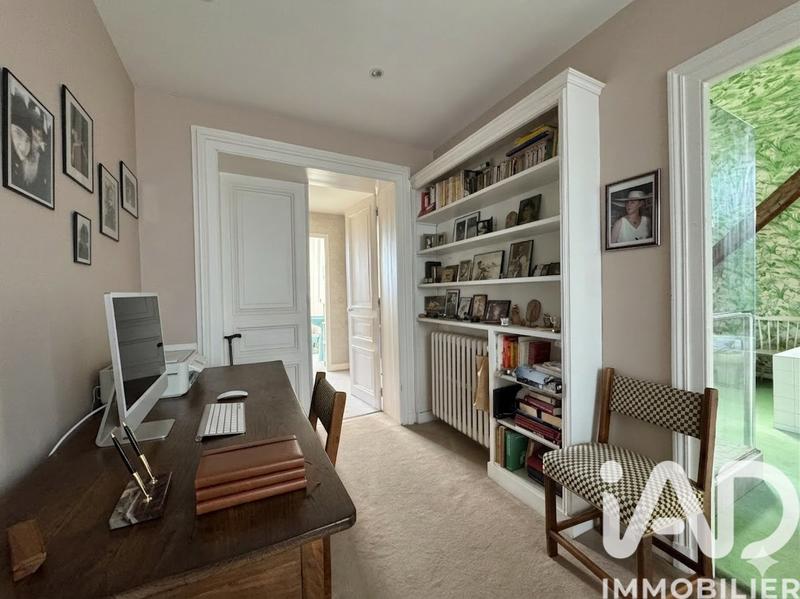 Maison de ville - 328 m² - 13 pièces