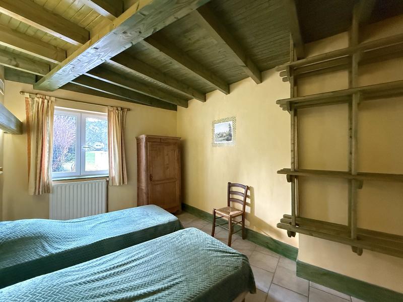 Maison - 345 m² - 13 pièces