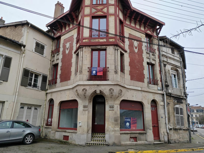 Immeuble - 163 m² - 2 pièces