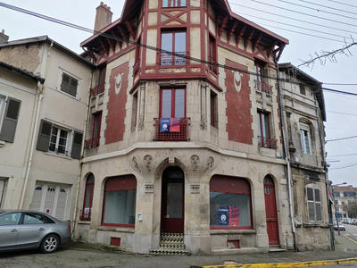 Immeuble - 163 m² - 2 pièces