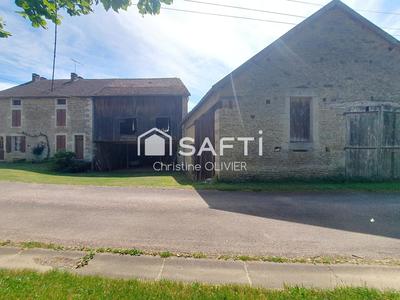 Maison - 98 m² - 5 pièces