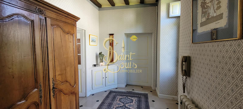 Maison - 300 m² - 7 pièces