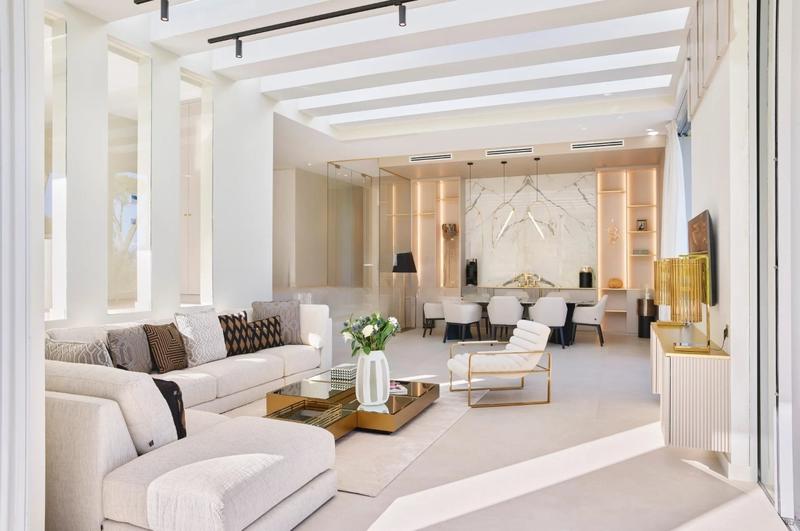 Villa - 330 m² - 7 pièces