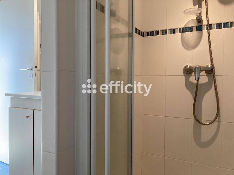 Appartement - 85 m² - 3 pièces