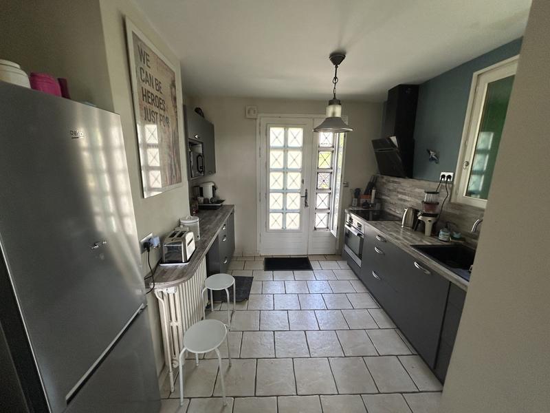 Maison - 97 m² - 5 pièces