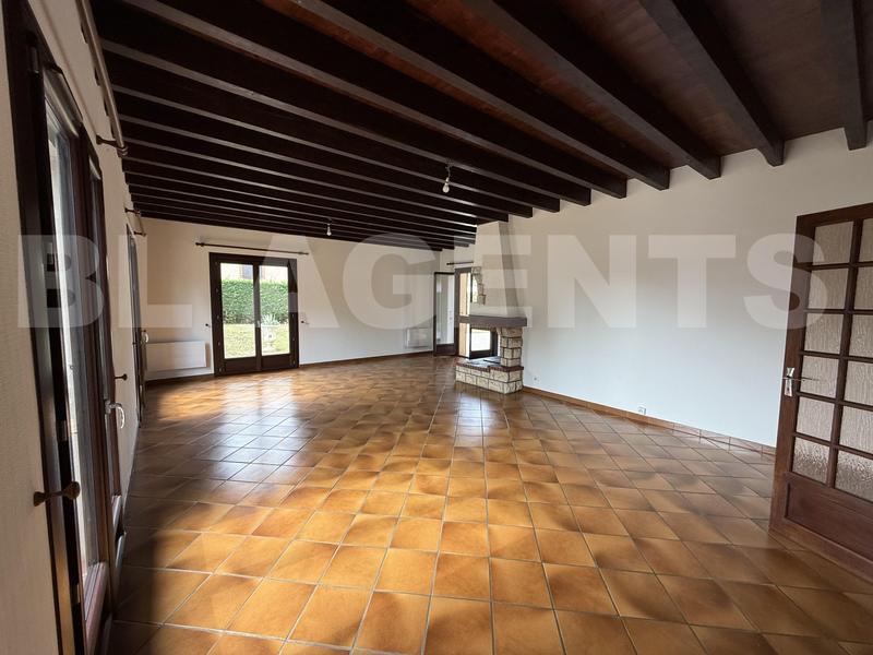 Maison traditionnelle - 140 m² - 5 pièces