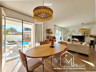 Maison - 97 m² - 4 pièces