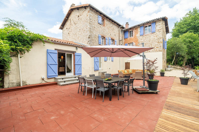 Moulin - 250 m² - 9 pièces