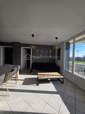 Appartement - 67 m² - 4 pièces