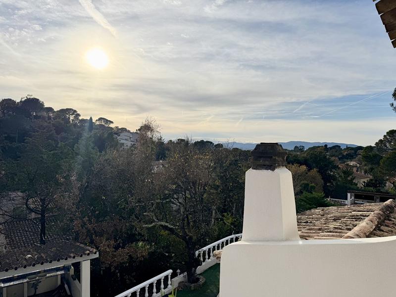 Villa - 365 m² - 11 pièces