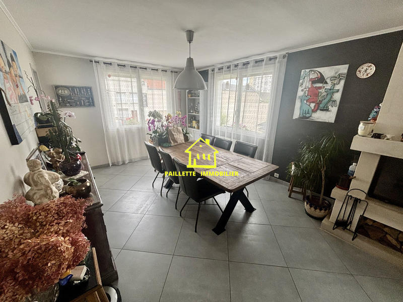 Maison - 100 m² - 4 pièces