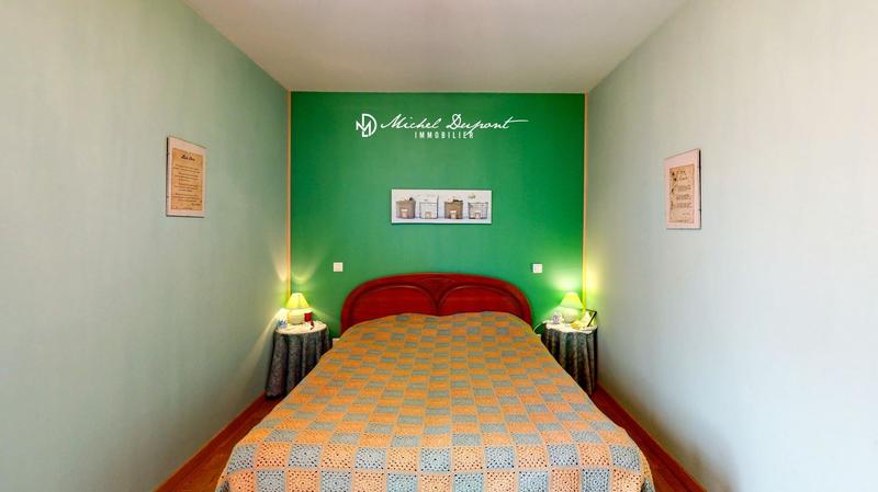 Maison - 196 m² - 8 pièces