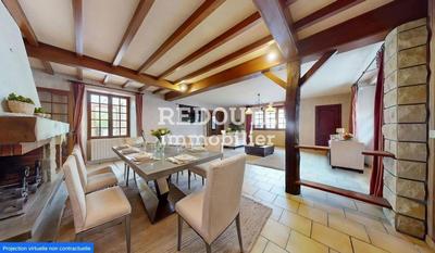 Maison - 192 m² - 6 pièces