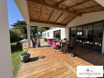 Maison contemporaine - 139 m² - 6 pièces