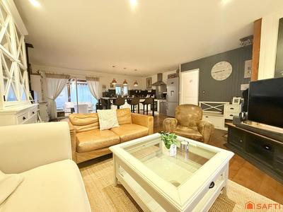 Maison - 151 m² - 7 pièces