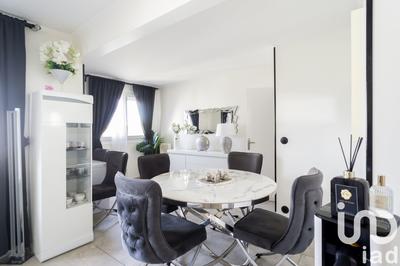 Appartement - 98 m² - 5 pièces