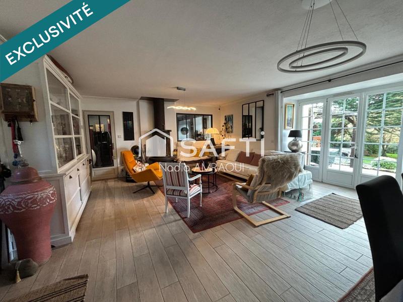 Maison - 160 m² - 6 pièces