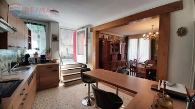 Maison de village - 140 m² - 7 pièces