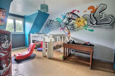 Maison - 94 m² - 4 pièces