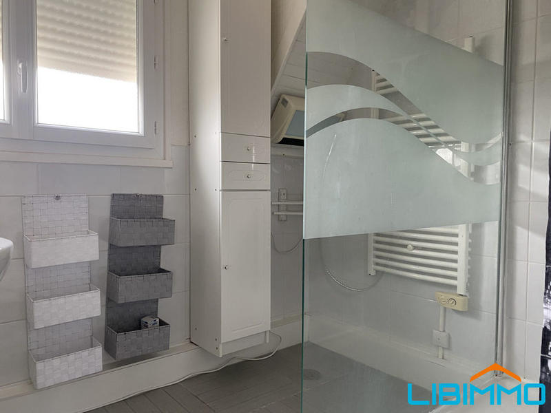 Pavillon - 140 m² - 6 pièces