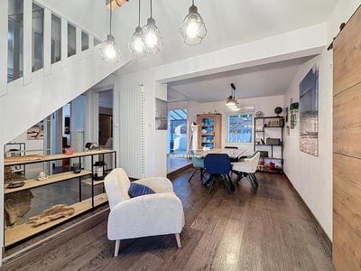 Maison - 145 m² - 6 pièces