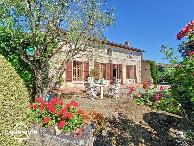 Maison - 182 m² - 6 pièces