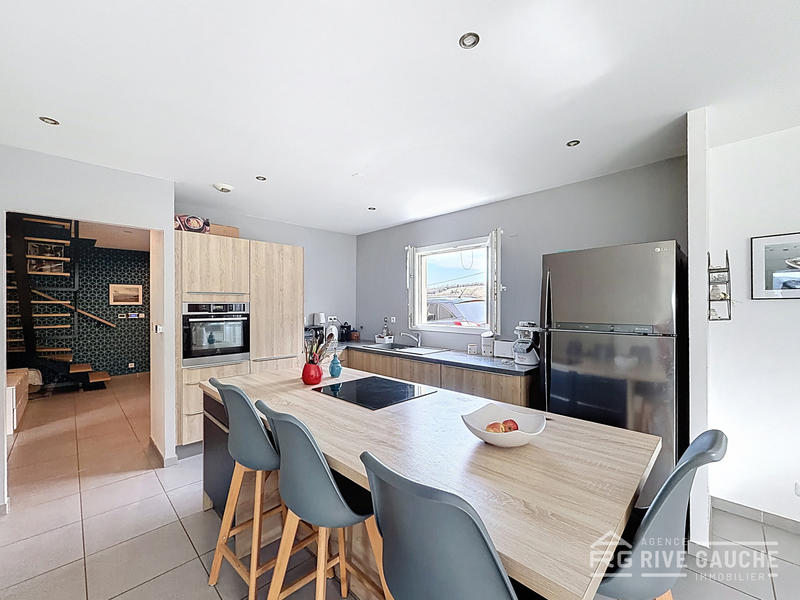 Maison - 135 m² - 5 pièces