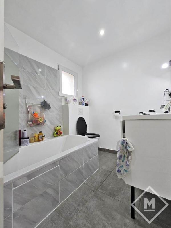 Maison - 124 m² - 5 pièces