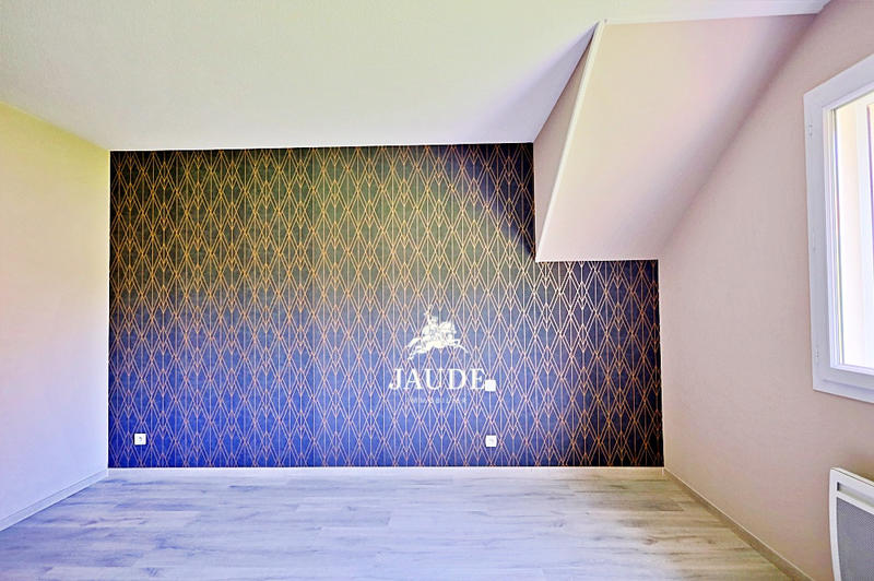 Maison - 180 m² - 5 pièces