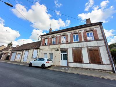 Maison ancienne - 210 m² - 7 pièces