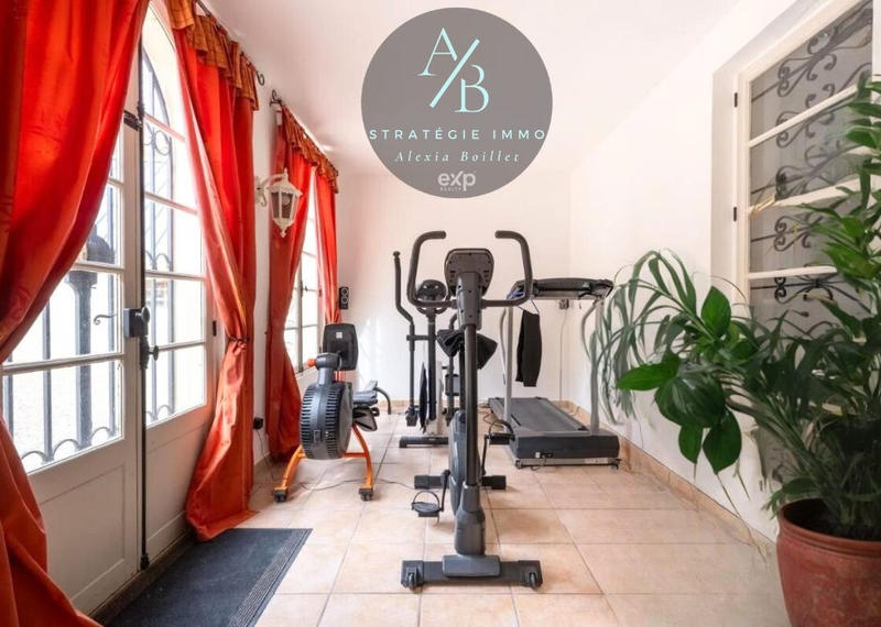 Maison - 180 m² - 6 pièces