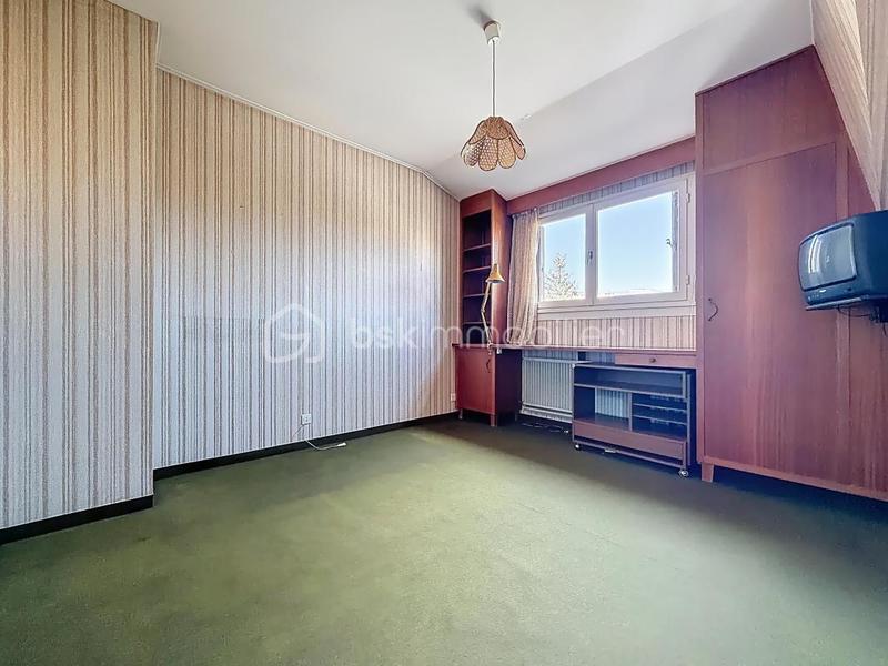 Maison - 99 m² - 4 pièces