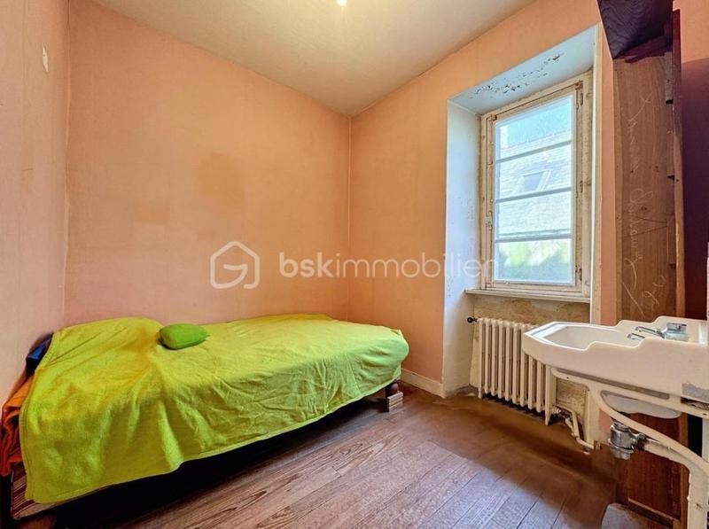 Maison de village - 77 m² - 5 pièces