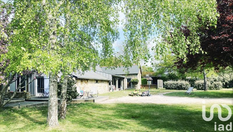 Maison - 220 m² - 7 pièces