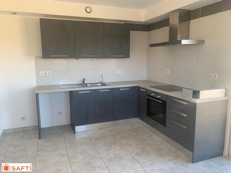 Maison - 330 m² - 13 pièces