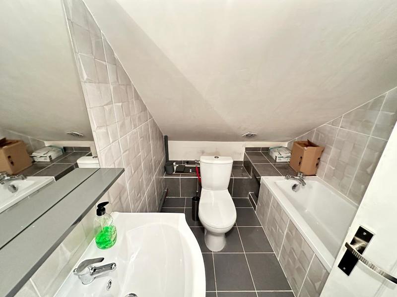 Maison - 84 m² - 6 pièces