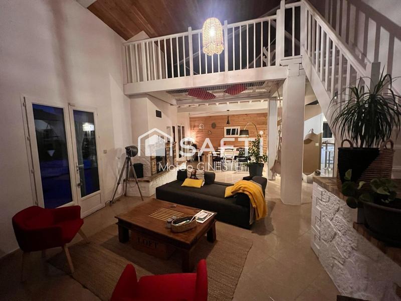 Maison - 188 m² - 4 pièces