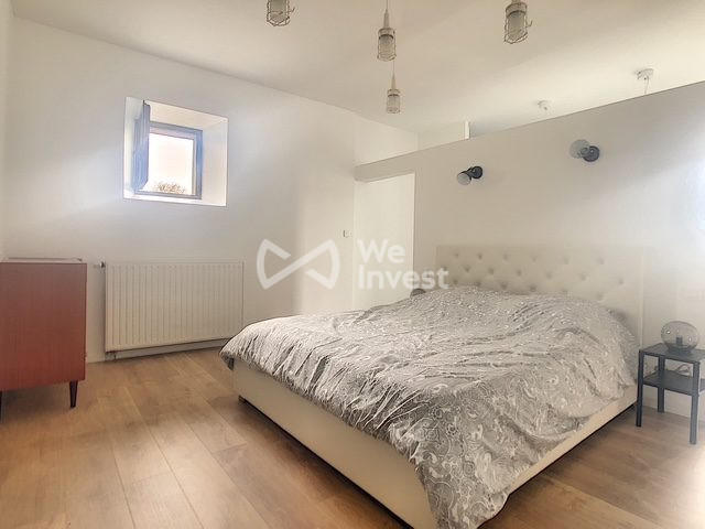 Maison - 192 m² - 7 pièces