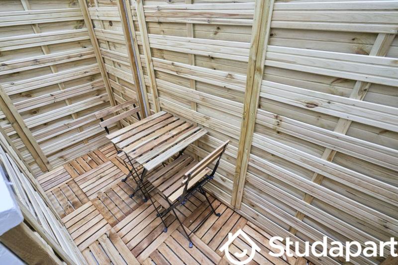 Chambre - 10 m² - 1 pièce