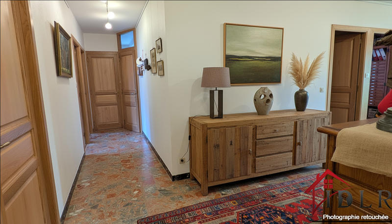 Maison - 200 m² - 7 pièces