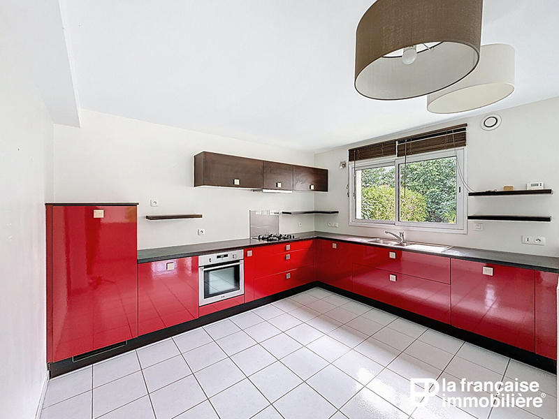 Maison - 171 m² - 8 pièces